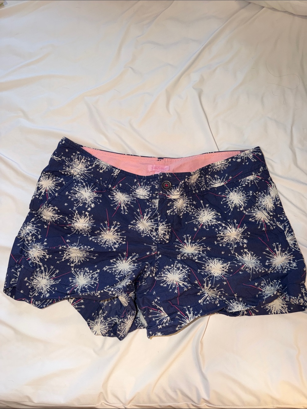 Lilly Pulitzer Callahan Shorts Firework (glow in the dark - rare!)